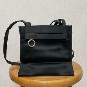 L'egent Black Square Long Strap Shoulder Bag Silver Details Snap Closure